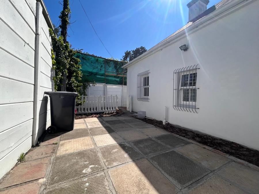 To Let 2 Bedroom Property for Rent in Wynberg Western Cape